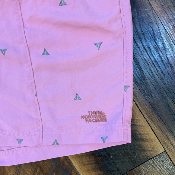 The North Face Pink Printed Pull-On Shorts Men’s Large Lightweight Activewear - Picture 2 of 10